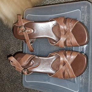 St John's Bay size 8. Brown sandal with heel.